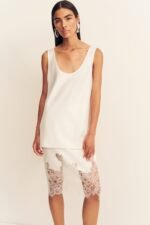 SAVANNA SCOOP NECK TOP - IVORY - Image 2