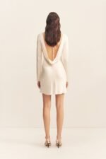 LA LUNE LONG SLEEVE BACKLESS MINI DRESS - CREAM - Image 4