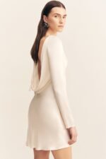 LA LUNE LONG SLEEVE BACKLESS MINI DRESS - CREAM - Image 5
