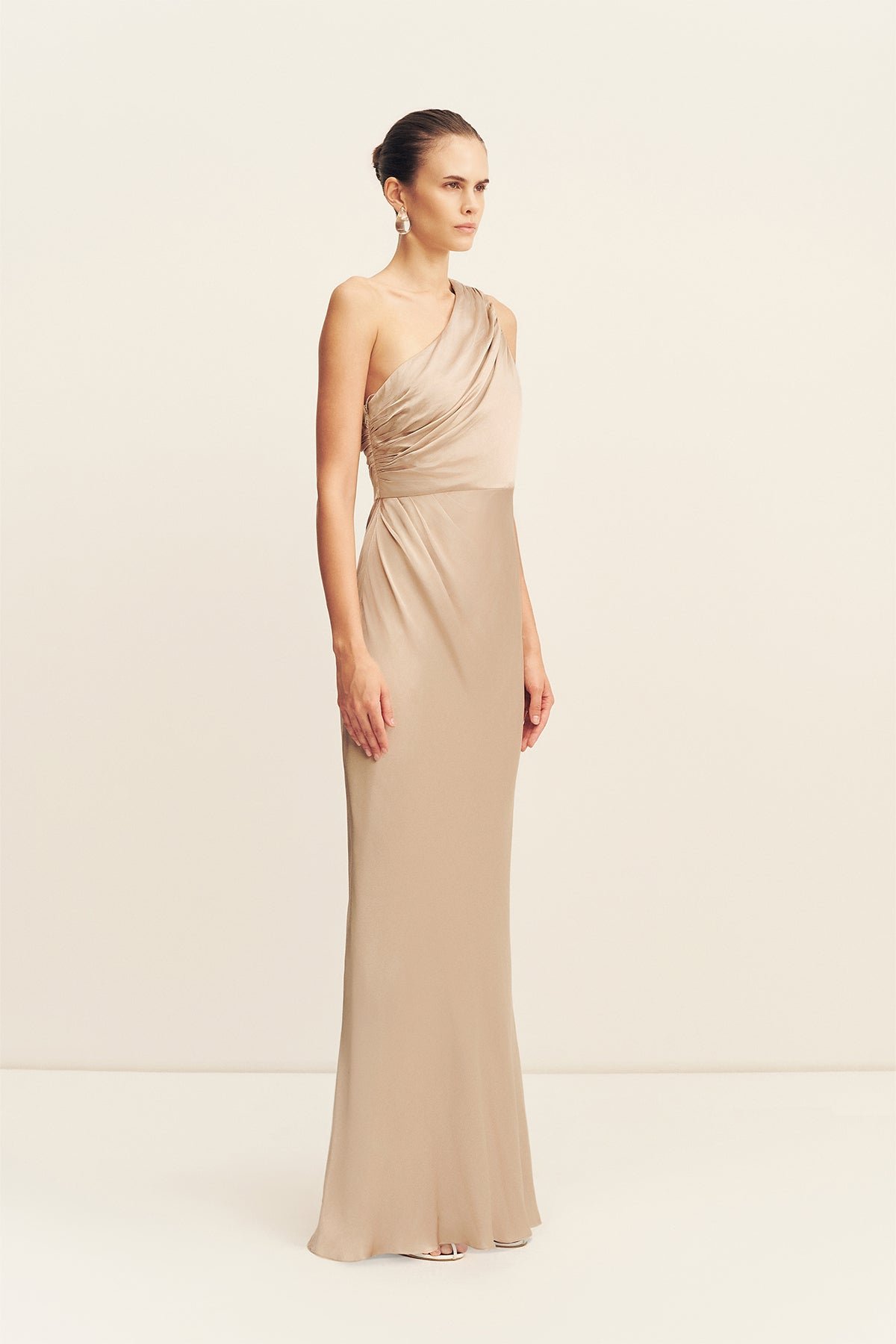 LA LUNE GATHERED ONE SHOULDER MAXI DRESS - GOLD - Image 3