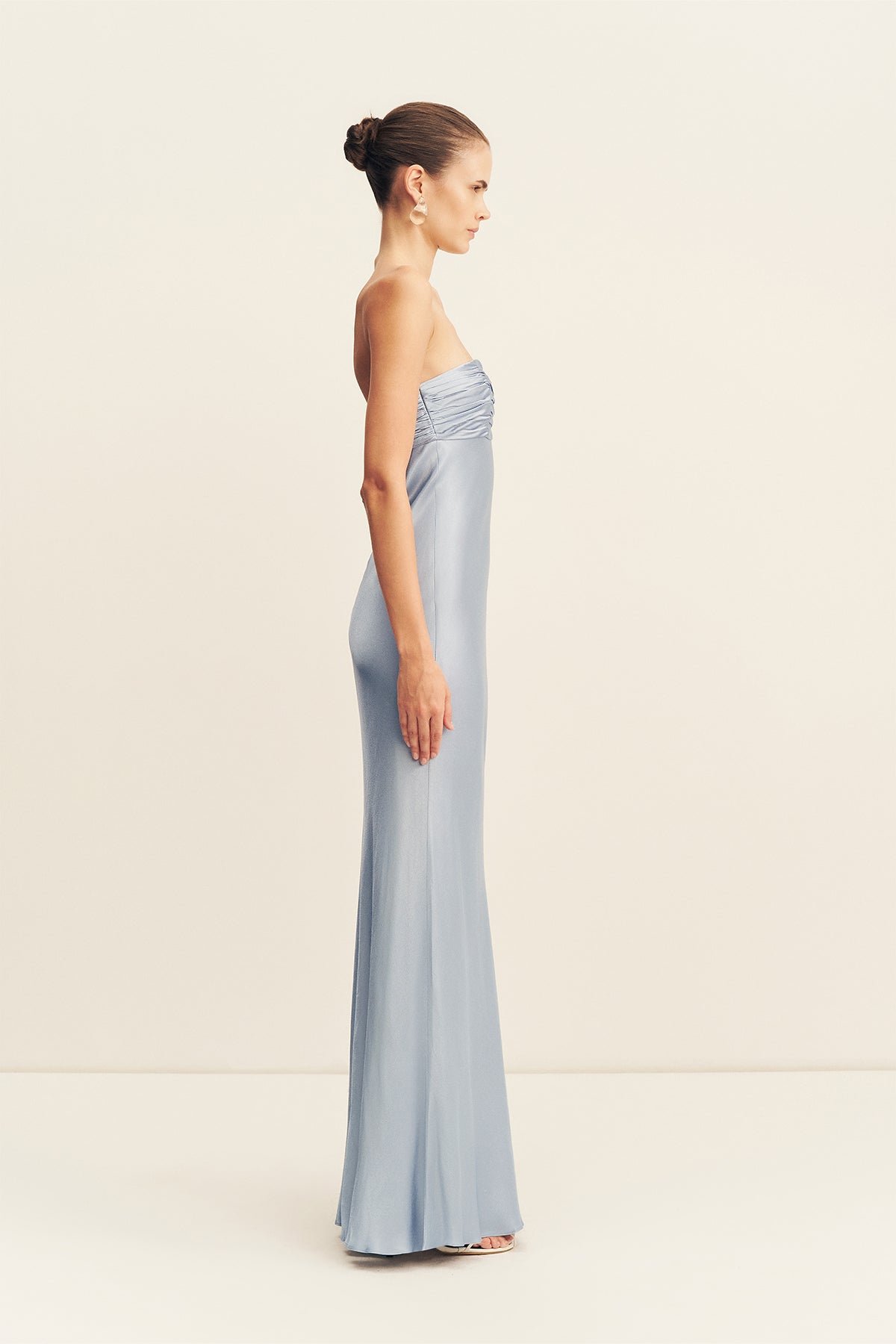 LA LUNE STRAPLESS RUCHED BODICE MAXI DRESS - POWDER BLUE - Image 5