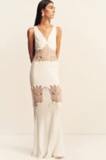 STRATUS PLUNGED LACE PANELLED MAXI DRESS - IVORY - Image 2
