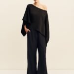 SAVANNA DRAPED CAPE TOP - BLACK