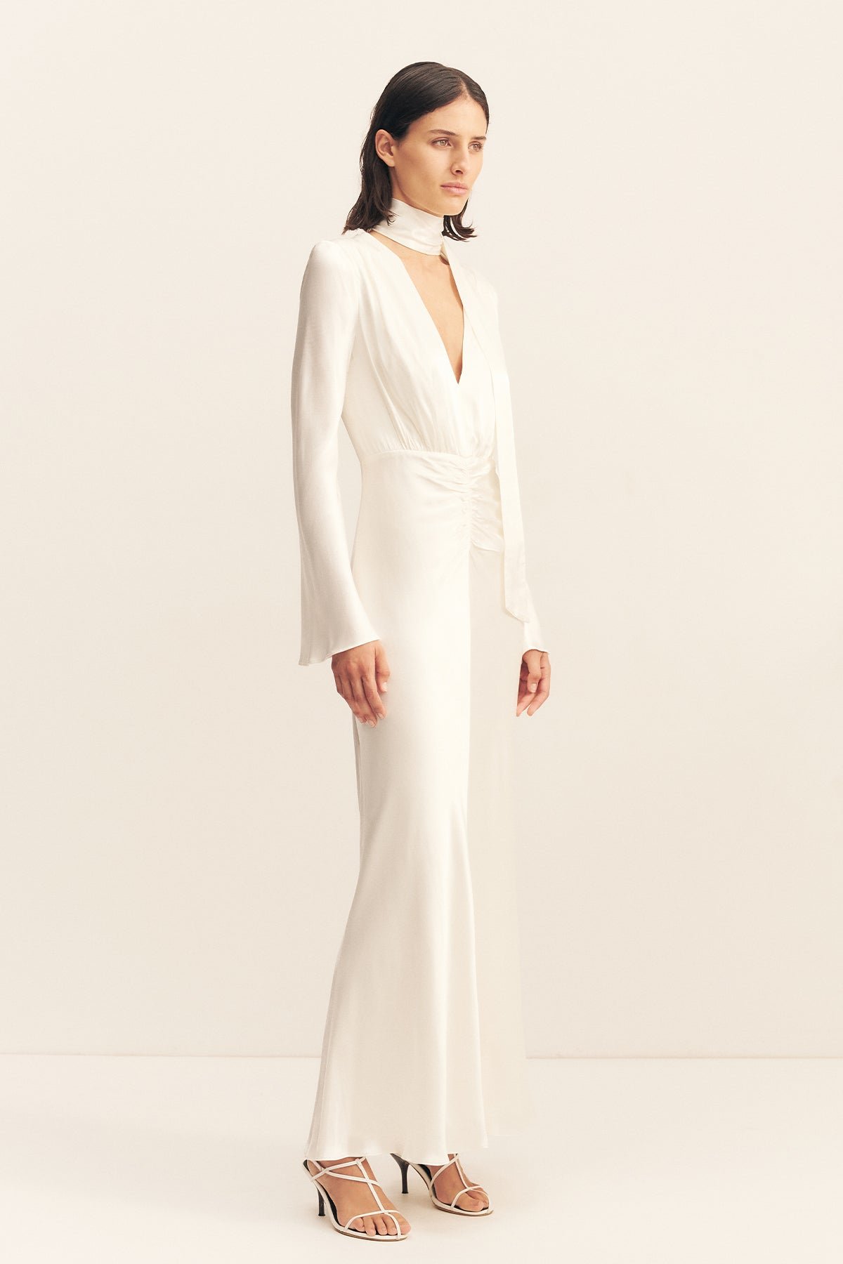 LA LUNE PLUNGED LONG SLEEVE MAXI DRESS - WHITE - Image 5