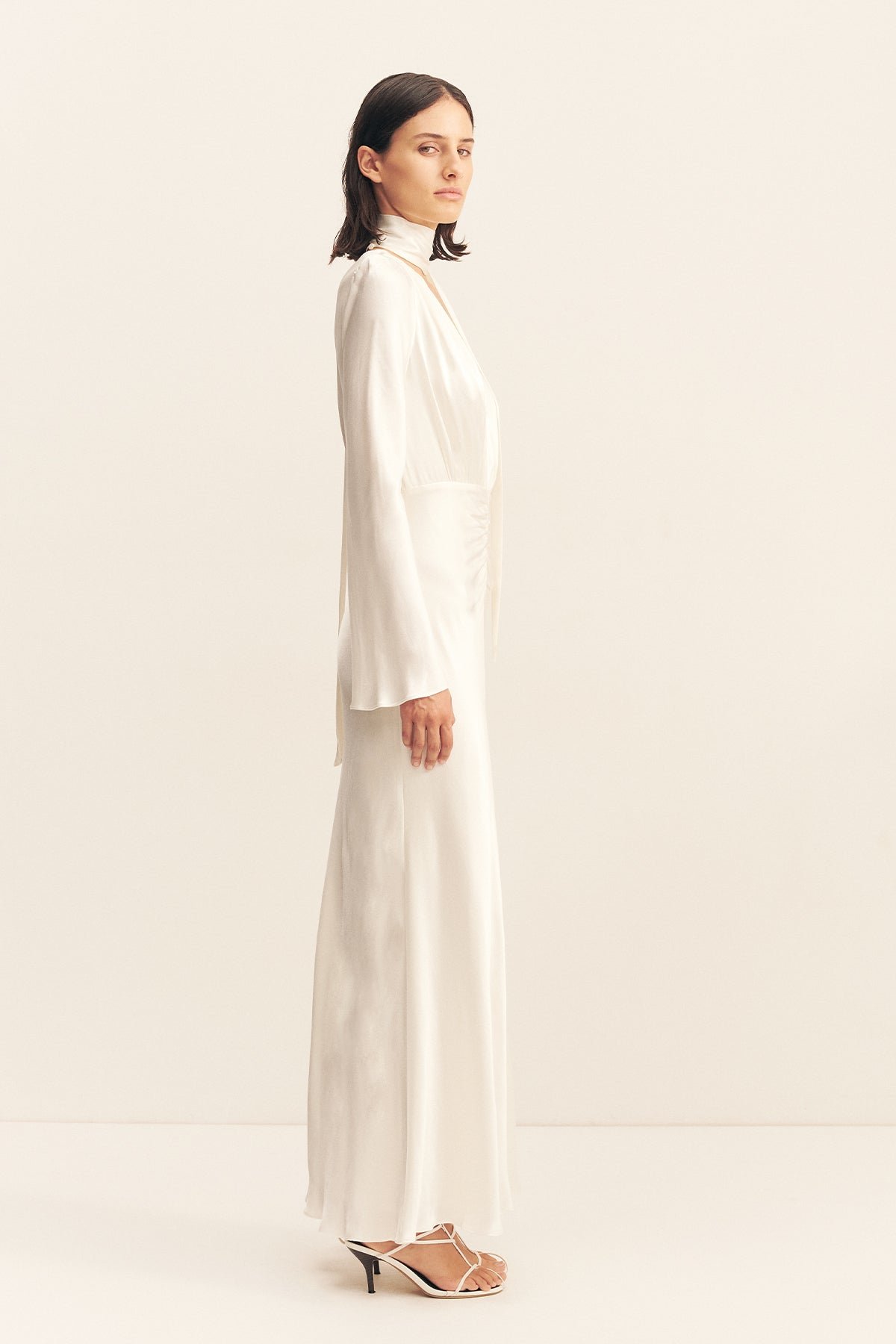 LA LUNE PLUNGED LONG SLEEVE MAXI DRESS - WHITE - Image 6