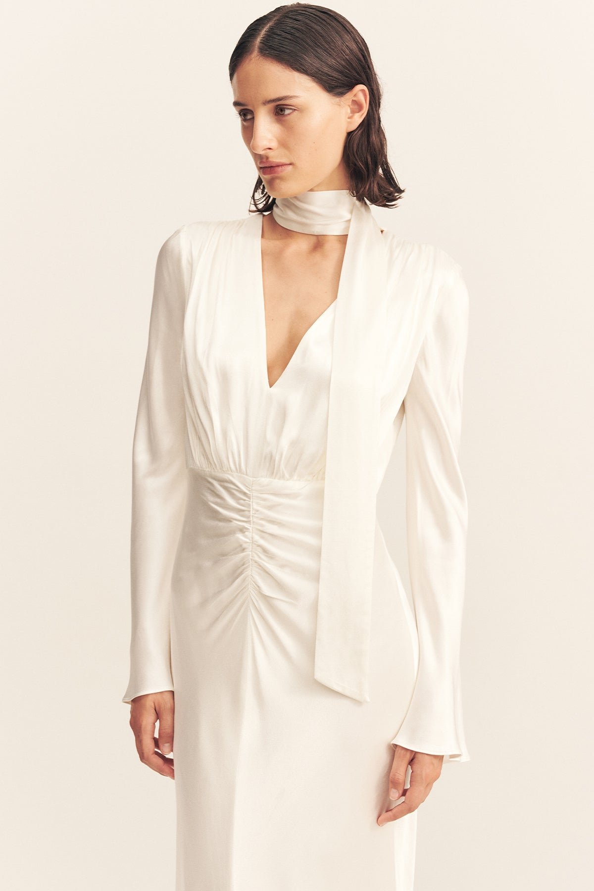 LA LUNE PLUNGED LONG SLEEVE MAXI DRESS - WHITE - Image 4