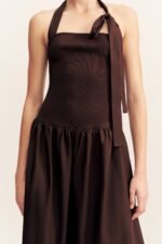 ALIAH HALTER TIE MIDI DRESS - COFFEE - Image 8