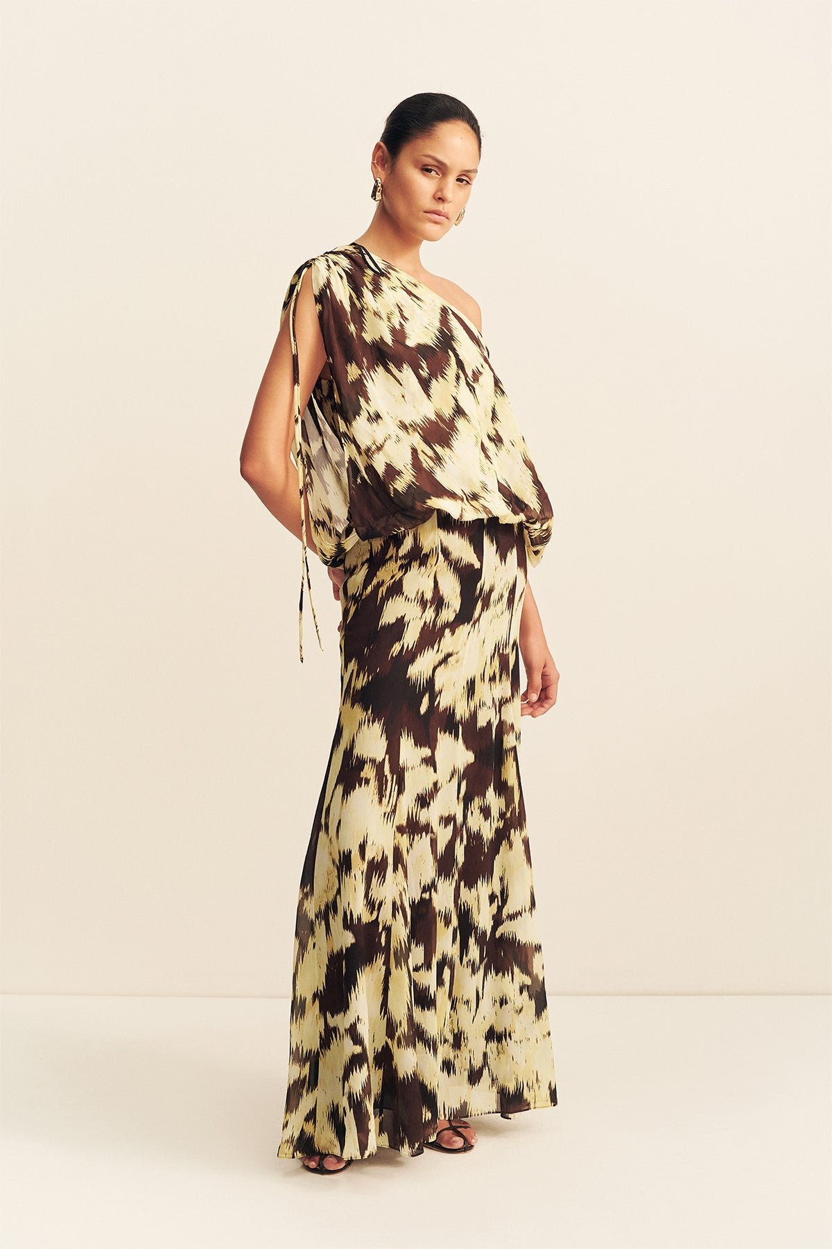 49 Sunyeol Off Shoulder Blouson Maxi Dress 1262006 IKAT SUNGLOW 2R 74ffa51a-ad79-485c-86a4-5329108f5084