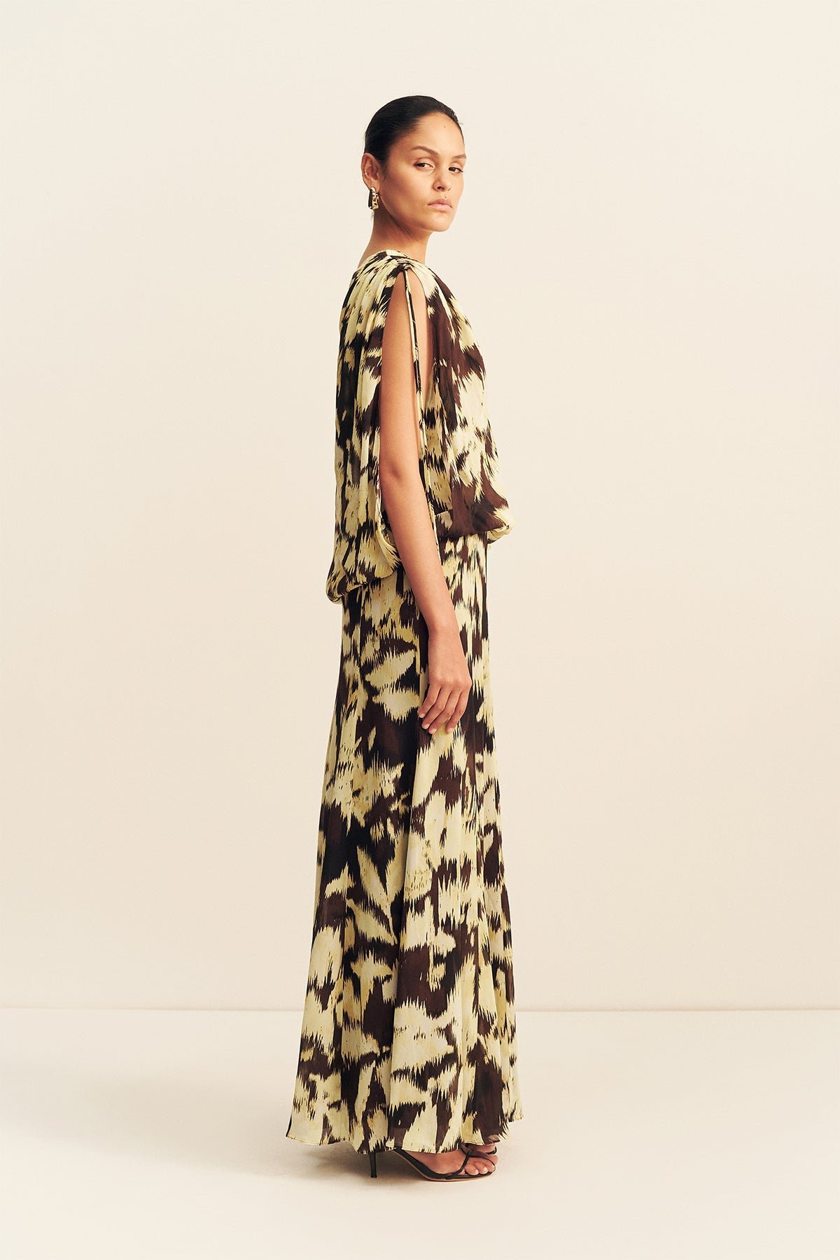 49 Sunyeol Off Shoulder Blouson Maxi Dress 1262006 IKAT SUNGLOW 3R