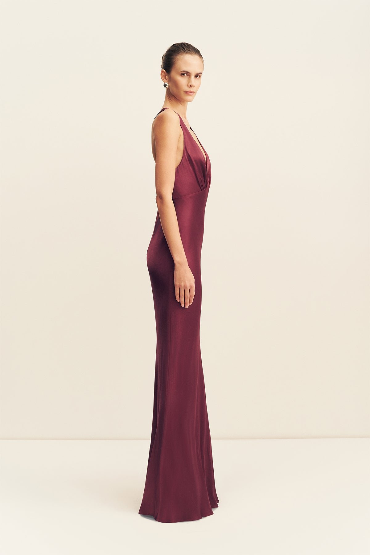 LA LUNE PLUNGED CROSS BACK MAXI DRESS - SHIRAZ - Image 4