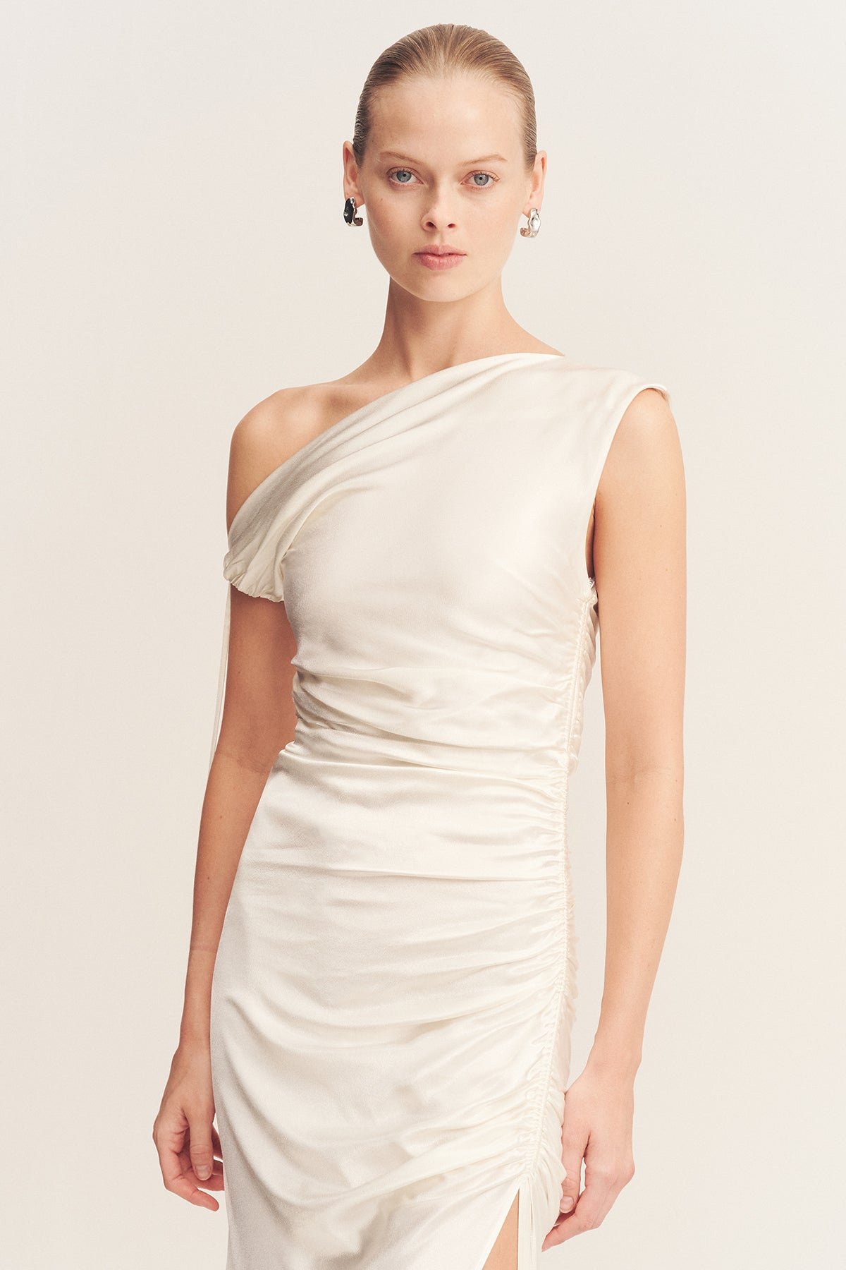 LA LUNE GATHERED MAXI DRESS - WHITE - Image 2