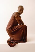 LA LUNE SCARF PANELLED MAXI DRESS - ESPRESSO - Image 6